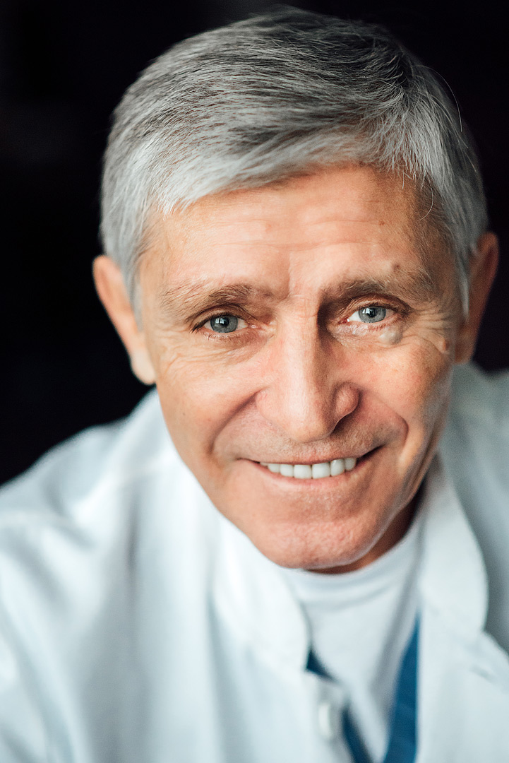 Детский сердечно-сосудистый хирруг Юрий Николаевич Горбатых.jpg Детский сердечно-сосудистый хирруг Юрий Николаевич Горбатых.jpg